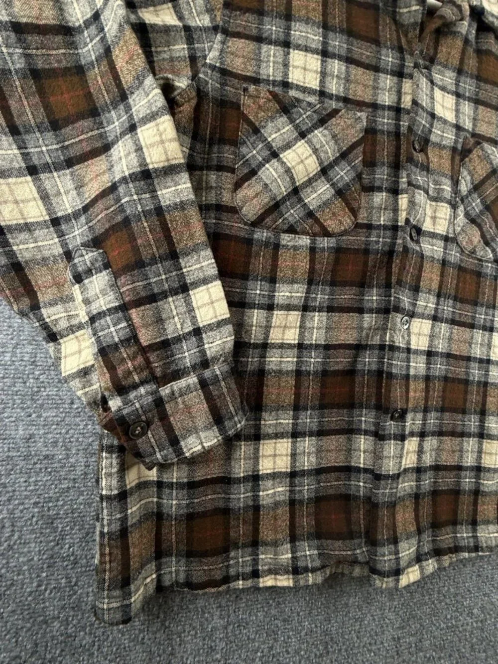 VTG Pendleton Virgin Wool Button Up Shirt Large Plaid Brown 60s 70s Soft Adult